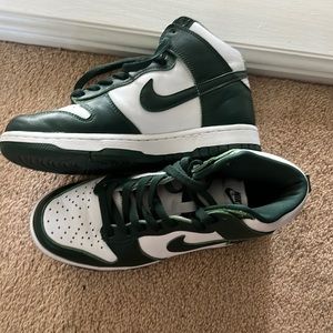New Nike Dunks